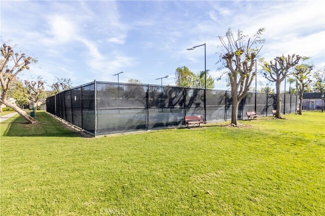 Building Photo - 6520 Tampa Ave