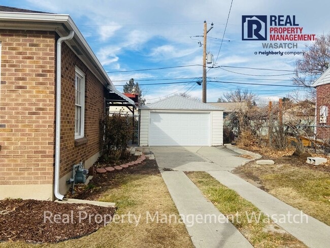 Photo - SUPER CUTE SINGLE FAMILY HOME IN MILLCREEK!!!