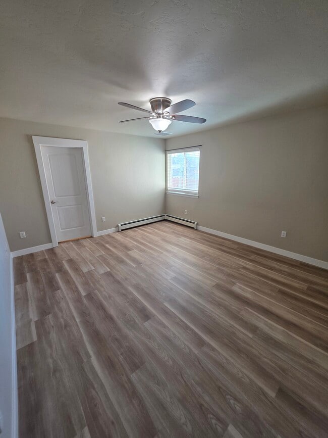 Foto del edificio - 308 N Mulberry St