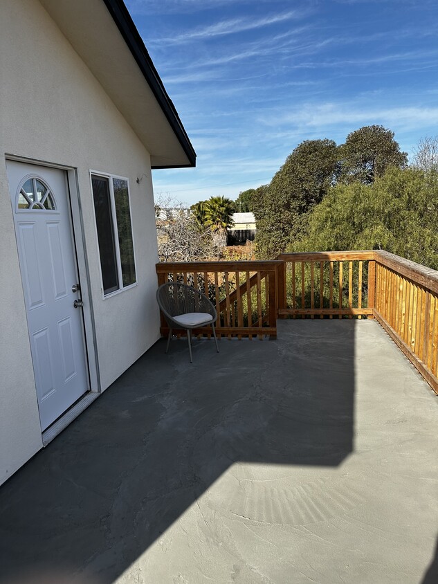 Private Patio - 1656 Evergreen Ave