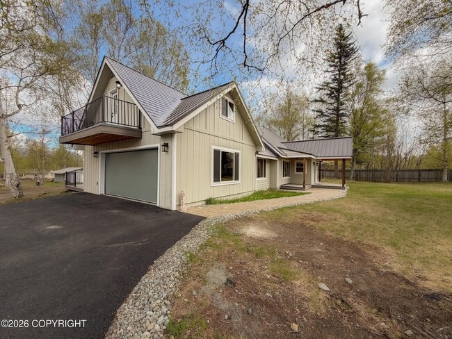Building Photo - 735 W Winter Ave