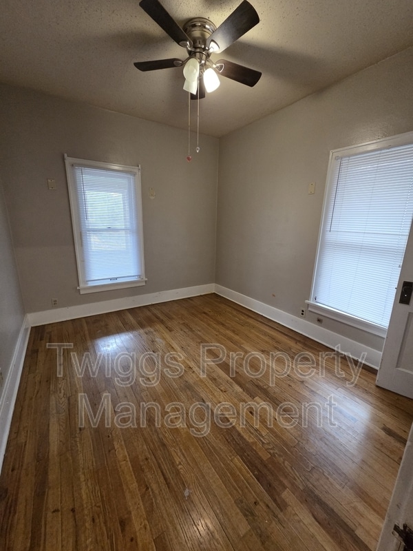 Foto del edificio - 814 St Cloud St