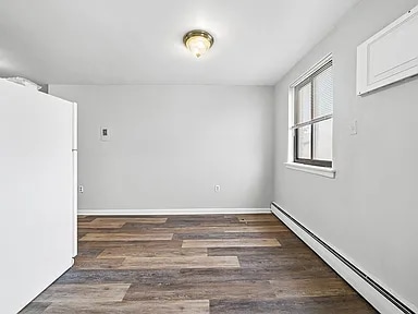 Building Photo - 1774 W Godfrey Ave