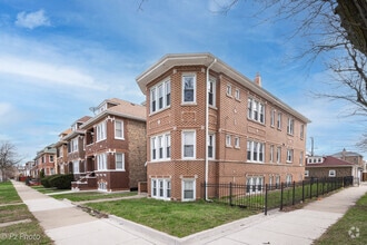 Building Photo - 4759 S Springfield Ave