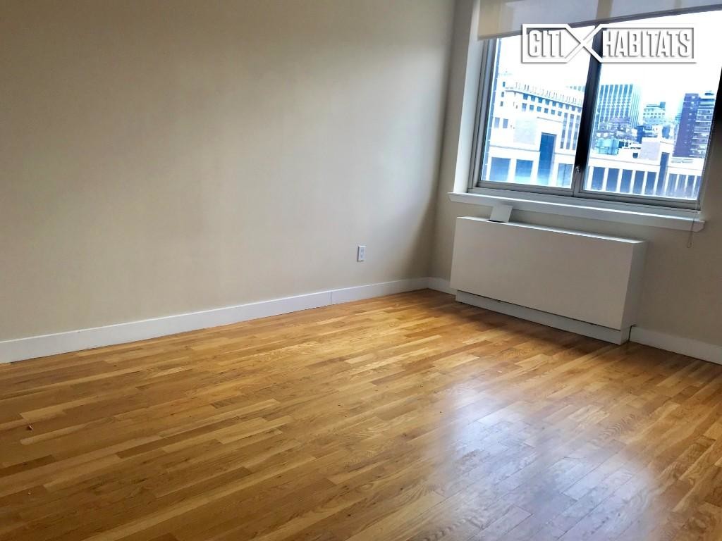 Foto principal - 303 10th Ave