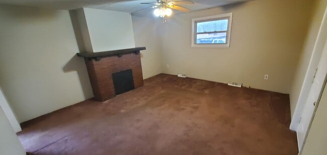Building Photo - 841 Brackenridge Ave
