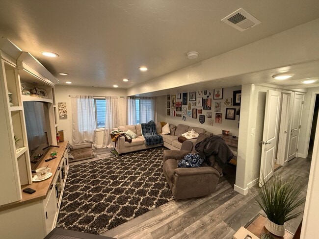 Building Photo - Beautiful Home in Excellent Traverse Mountain Lehi Location!