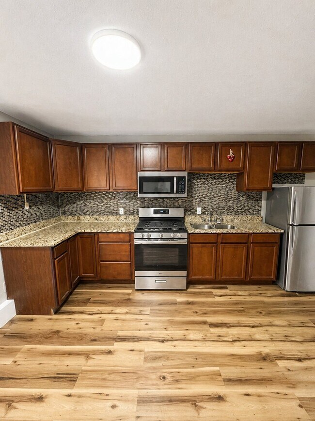 Foto del edificio - 3341 E Fountain Blvd