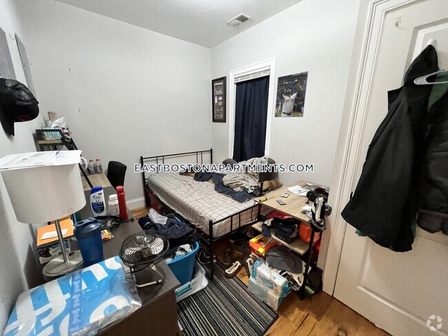 Building Photo - 128 Bremen St