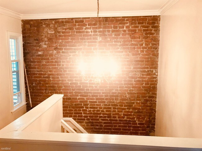 Building Photo - 45 Savin Hill Ave