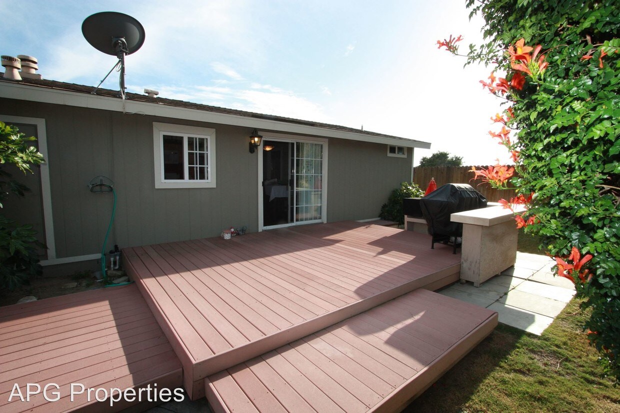 Primary Photo - 2 br, 2 bath House - 5665 Millstone Pl.