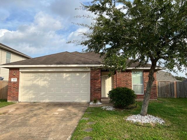Foto principal - 4823 May Arbor Ln