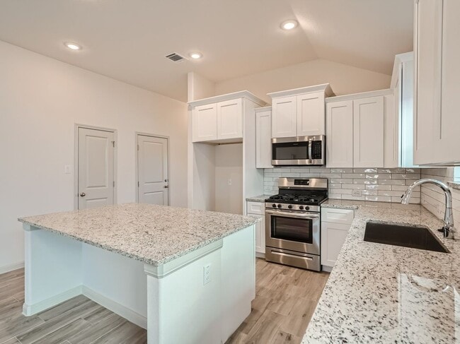 Building Photo - 420 Stellar Wind Dr