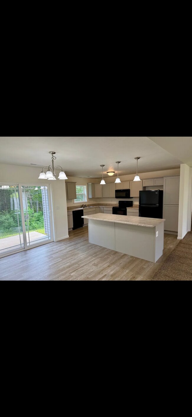 Foto del edificio - 135 Bald Cypress Ct