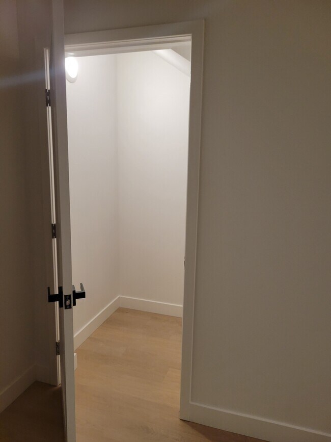 Foto del edificio - 2317 Olive Ave