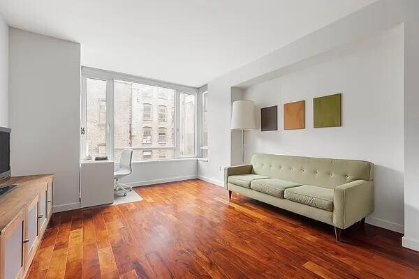 Foto del edificio - 261 W 28th St