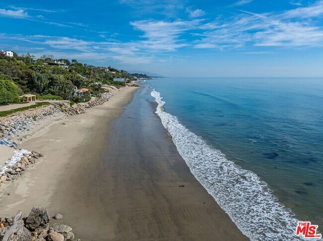 Foto del edificio - 28036 Sea Ln Dr