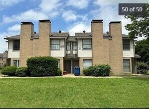 Building Photo - 8005 Rothington Rd