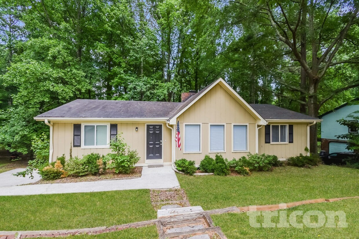 Foto principal - 2395 Wales Dr