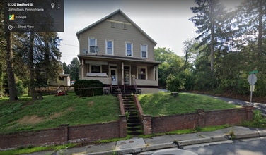 Building Photo - 1221 Bedford St