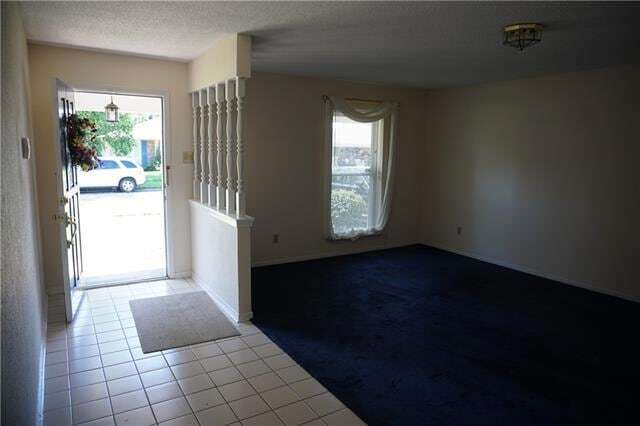 Foto del edificio - 4216 Loire Dr