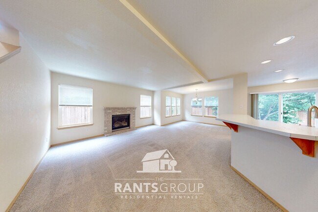 Foto del edificio - Great Location!  Quiet Neighborhood!