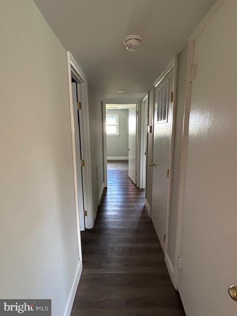 Building Photo - 2627 Parkside Terrace