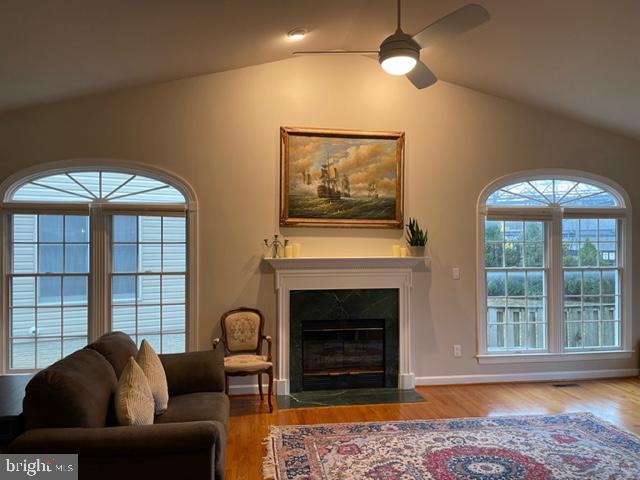 Foto principal - 9200 Linden Grove Ct