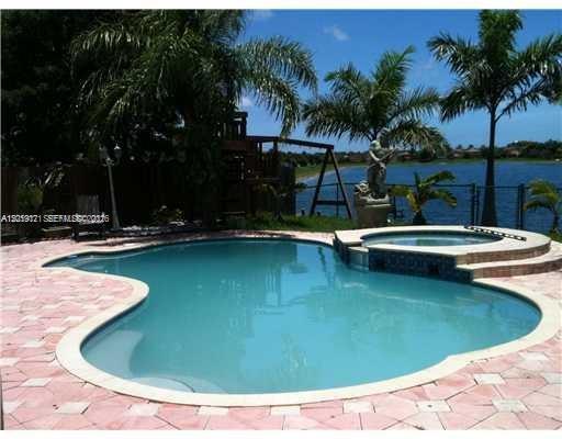 Foto del edificio - 13553 SW 124th Avenue Rd