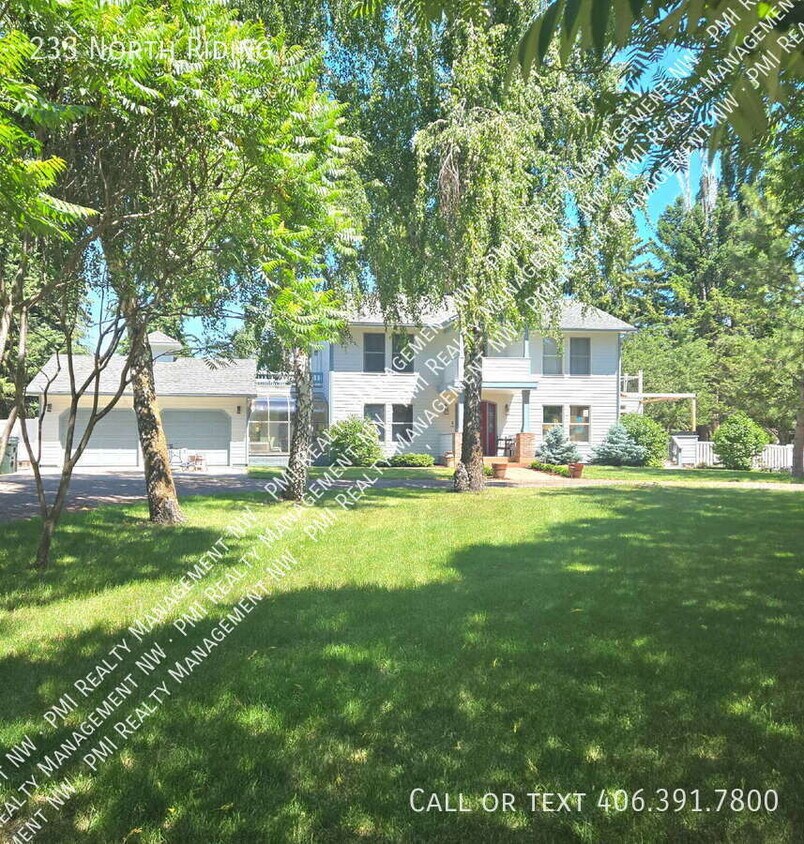 Foto del edificio - 233 North Riding-