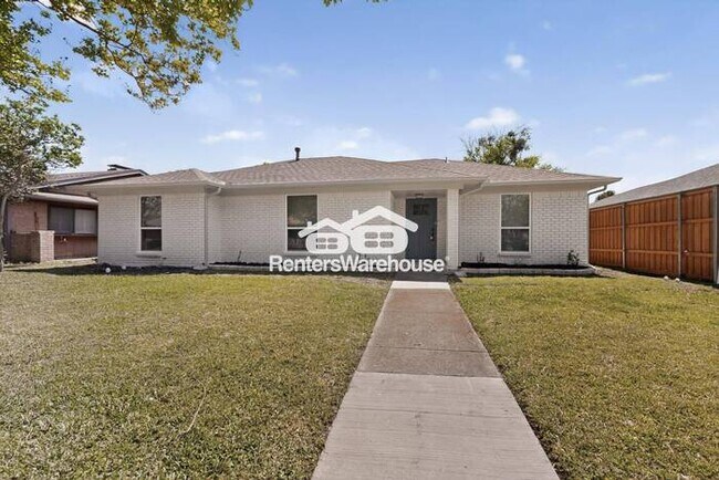 Building Photo - Cutest Home On The Market In Garland!!!