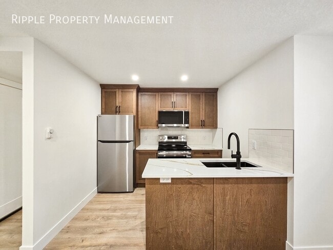 Building Photo - BRAND NEW 1 BED 1 BATH LOWER UNIT