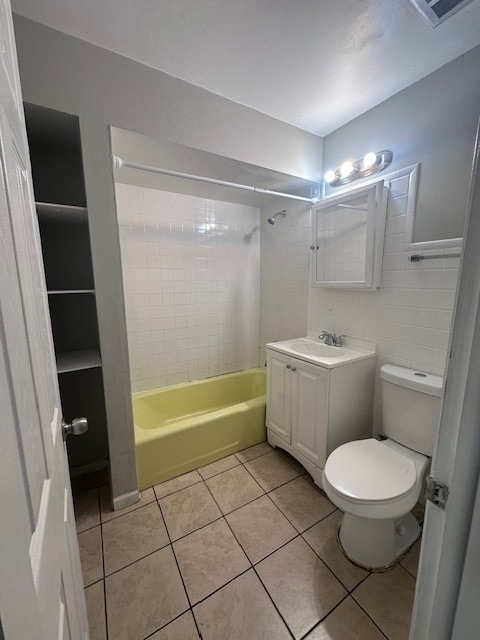Building Photo - 5901 W 79th St