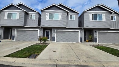 Building Photo - 13608 NE 75th Cir