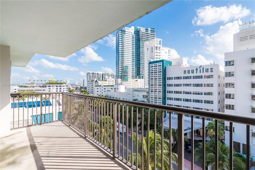 Photo - 1800 COLLINS AVE Unit 8C