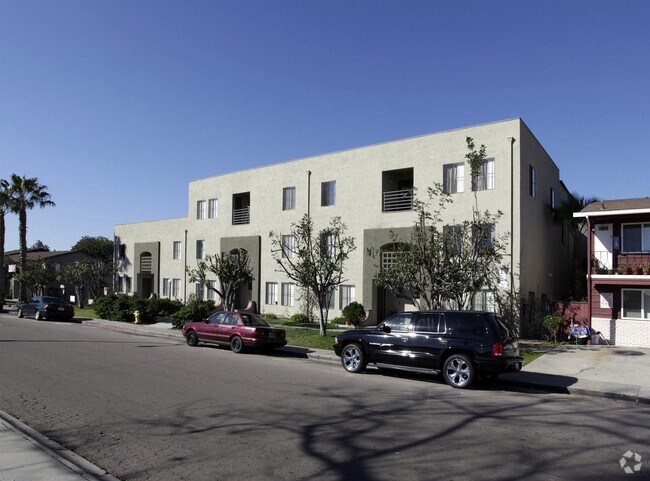 Building Photo - Morley 47 Apartments