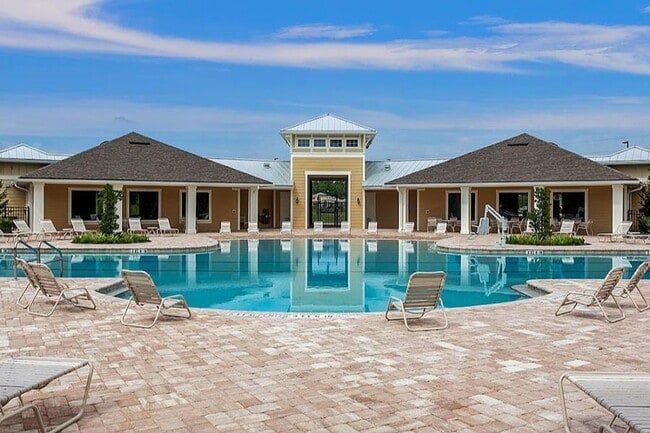 Building Photo - Cross Creek Community, Green Cove Springs Newer Home, Available For Rent