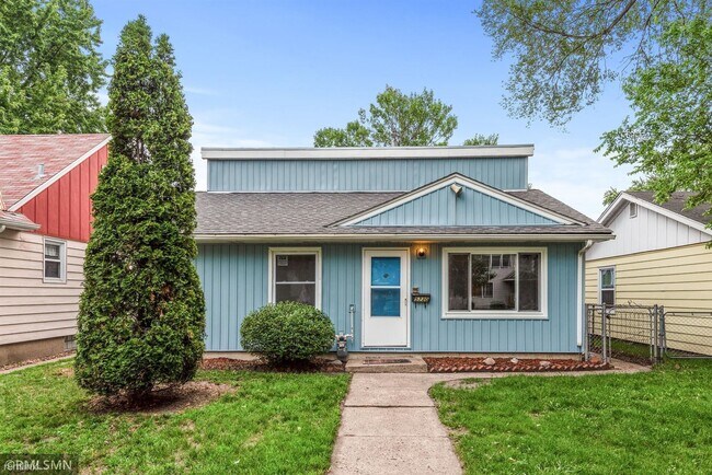 Building Photo - 3 br, 2 bath House - 5230 Girard Avenue N