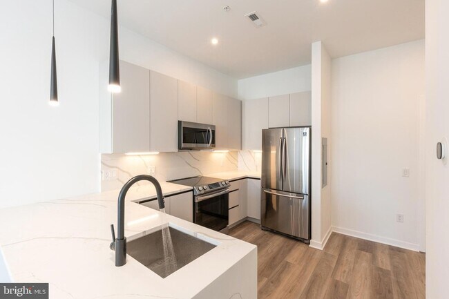Foto del edificio - 3120 W Jefferson St
