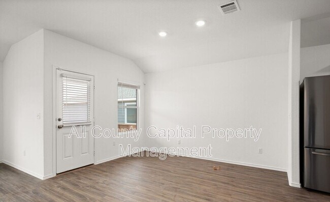 Building Photo - 460 Jack Ryan