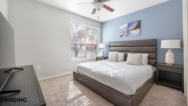 Foto del edificio - 261 Veterans Pkwy