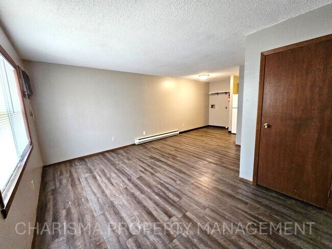 Foto del edificio - 1 BD, 1 BA WALK IN LEVEL UNIT IN GARRETSON...