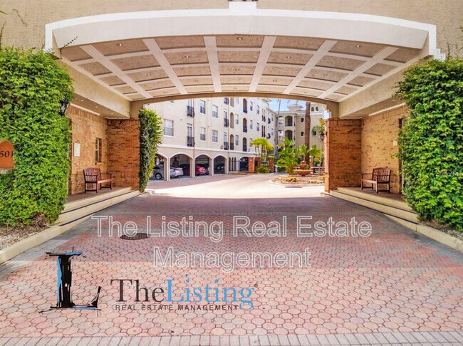 Building Photo - 501 Knights Run Ave