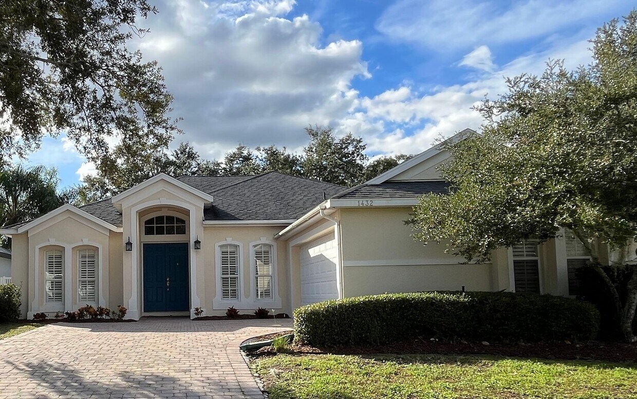 Primary Photo - Retreat at Wekiva Gated Home with 3 Bedroo...