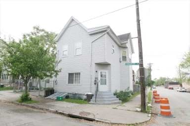 Building Photo - 222-224 Congress Ave