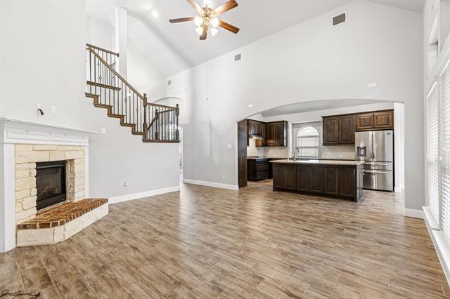 Foto del edificio - 1421 Baynes Dr