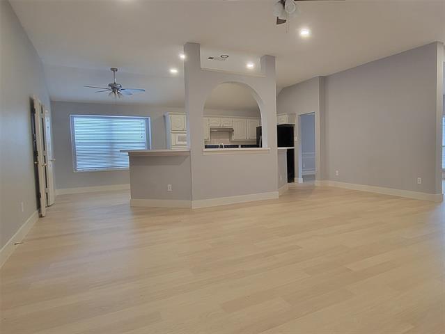 Building Photo - 424 Ambrose Dr
