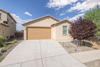 Building Photo - 4466 S Sunrise Bluff Way