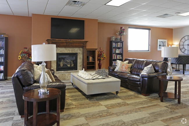 Clubhouse - Wasatch Pointe Apartments