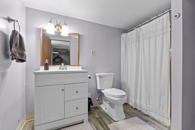 Building Photo - 4 br, 2 bath House - 166 Warrendale Bakers...